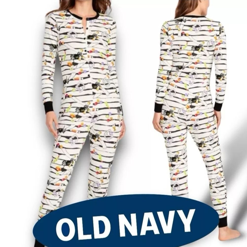 Old Navy Halloween Mummy Treats Spiders Witch Women's One Piece PJ Size Medium